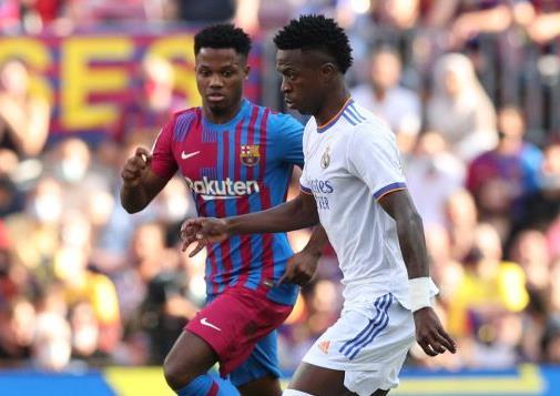  拉齐奥补时绝平保持不败  